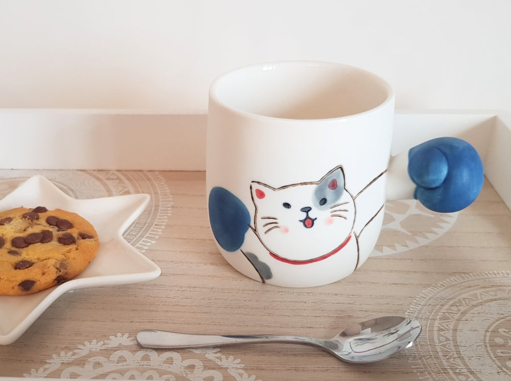 BOXING CAT CUP. A funny gift for her.