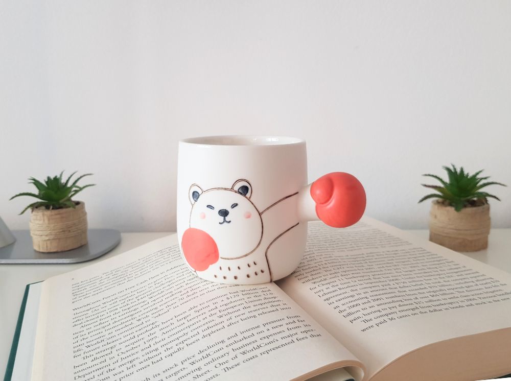 BOXING BEAR CUP. A funny gift for men.
