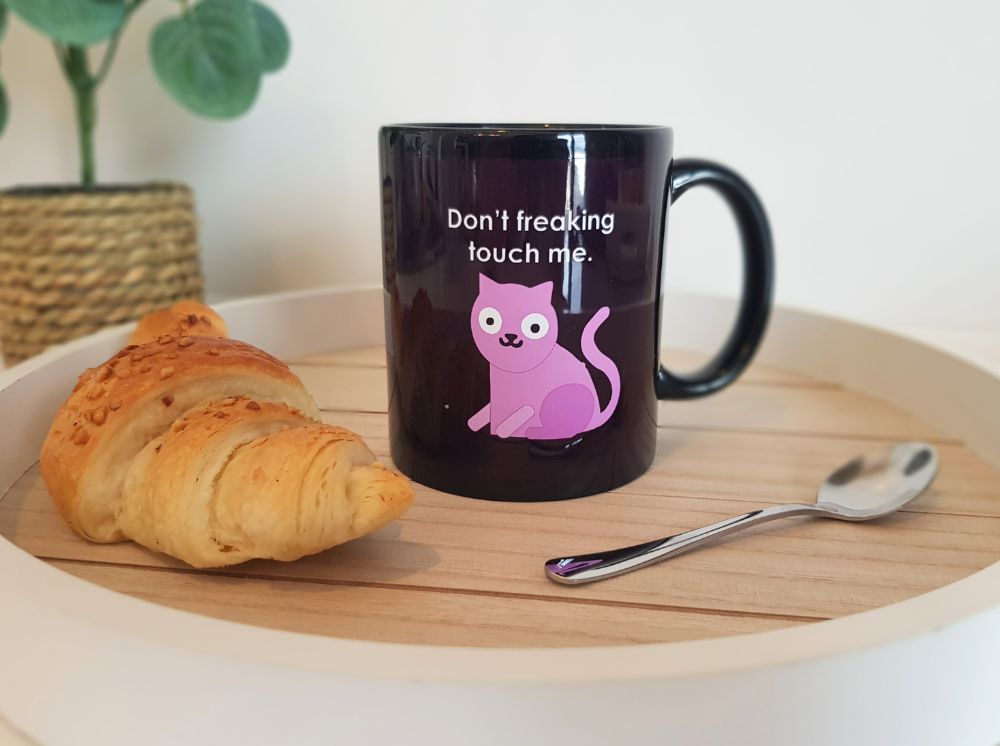 CAT MUG. A funny gift for mom and cat lovers